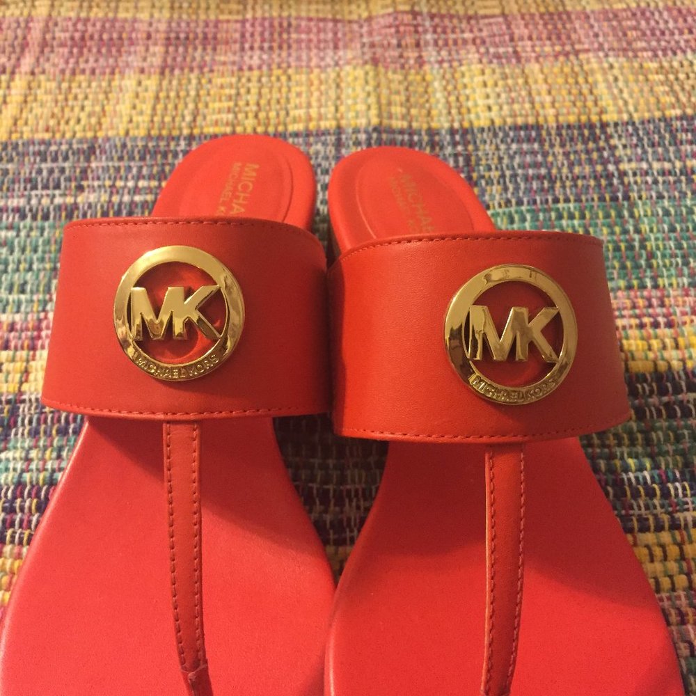 Brand New MICHAEL KORS Sandals! Size 9.5